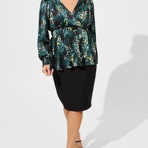 Torrid Black Top with Teal & Yellow Abstract Print
